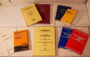 Verschiedene Publikationen von Georg Klingenberg